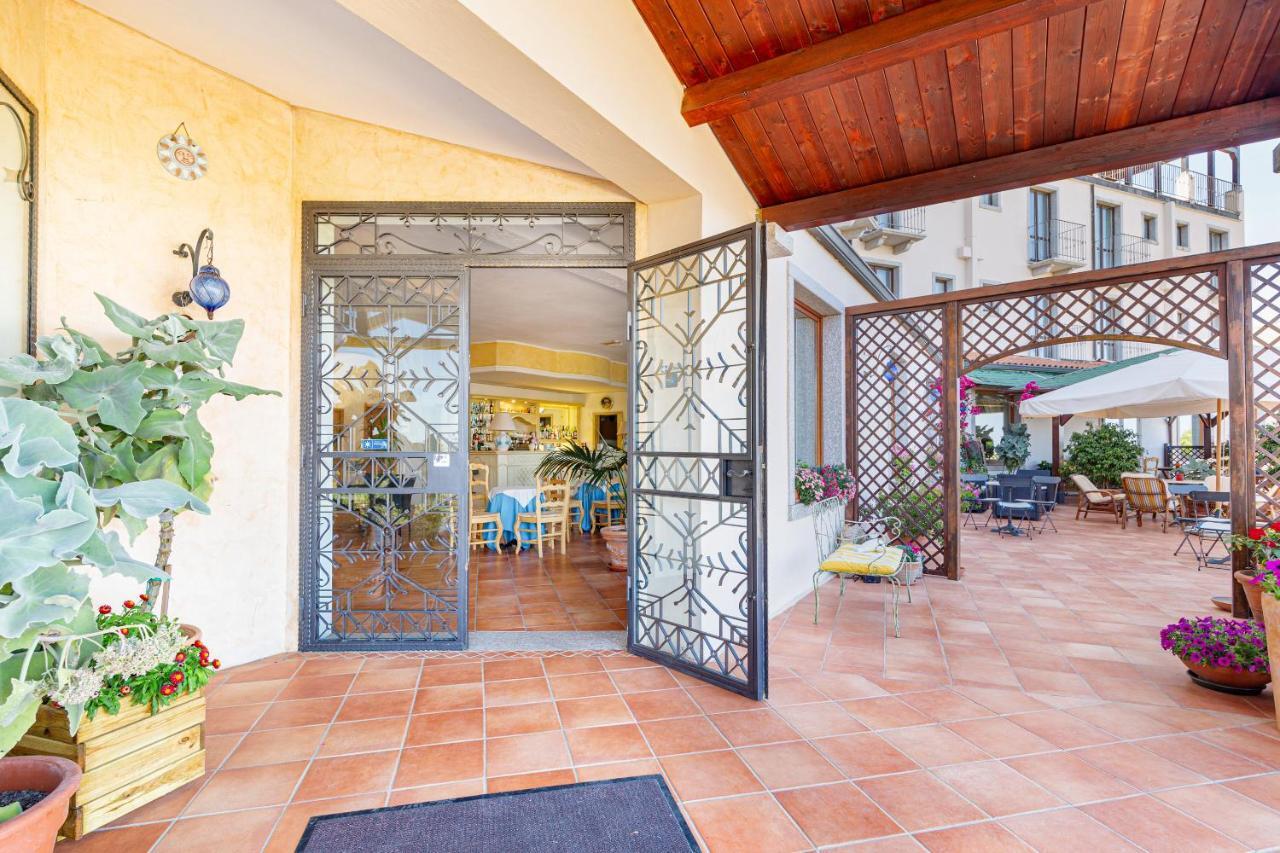Hotel San Trano Luogosanto Exterior foto